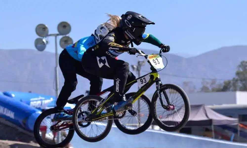 Priscilla Stevaux vai à Argentina para disputa de competições de BMX