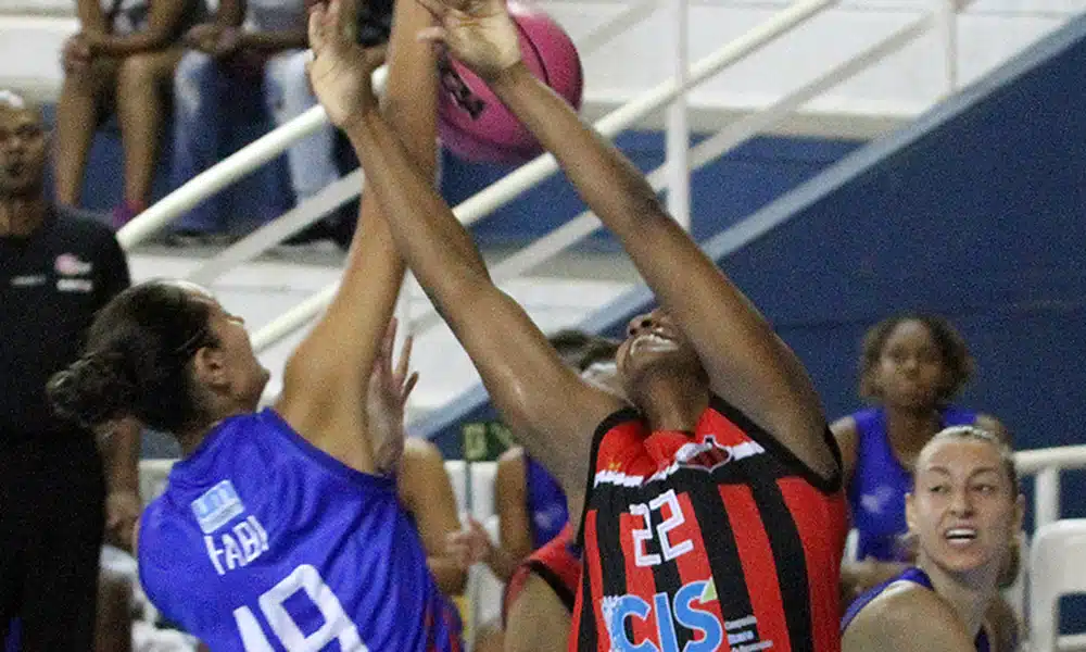 Fabi Caetano, novo reforço do Ituano Basquete, disputou a Liga de Basquete Feminino pela Uninassau