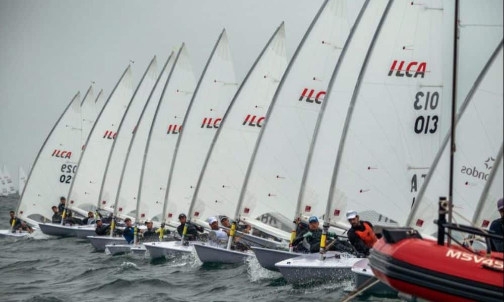 Robert Scheidt começa mal a flotilha de ouro no Mundial da classe laser em Melbourne - Foto: Jon West Photography