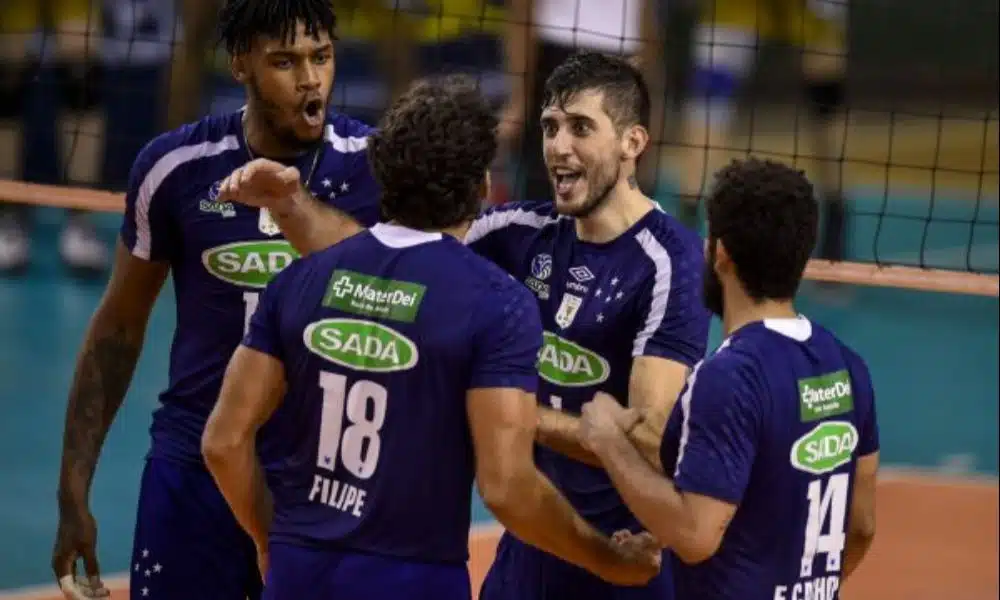 Cruzeiro enfrento Sesi-SP pela Superliga de vôlei masculino