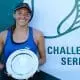 Luisa Stefani, campeã em NewPort, sobe posições no ranking mundial de duplas da WTA