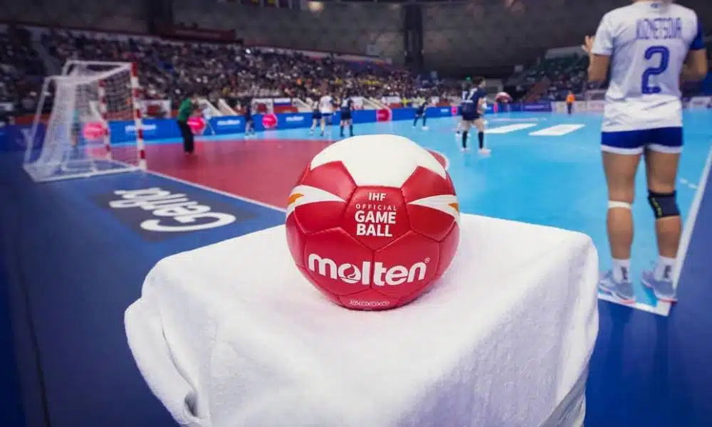 Handebol europeu para por conta da pandemia