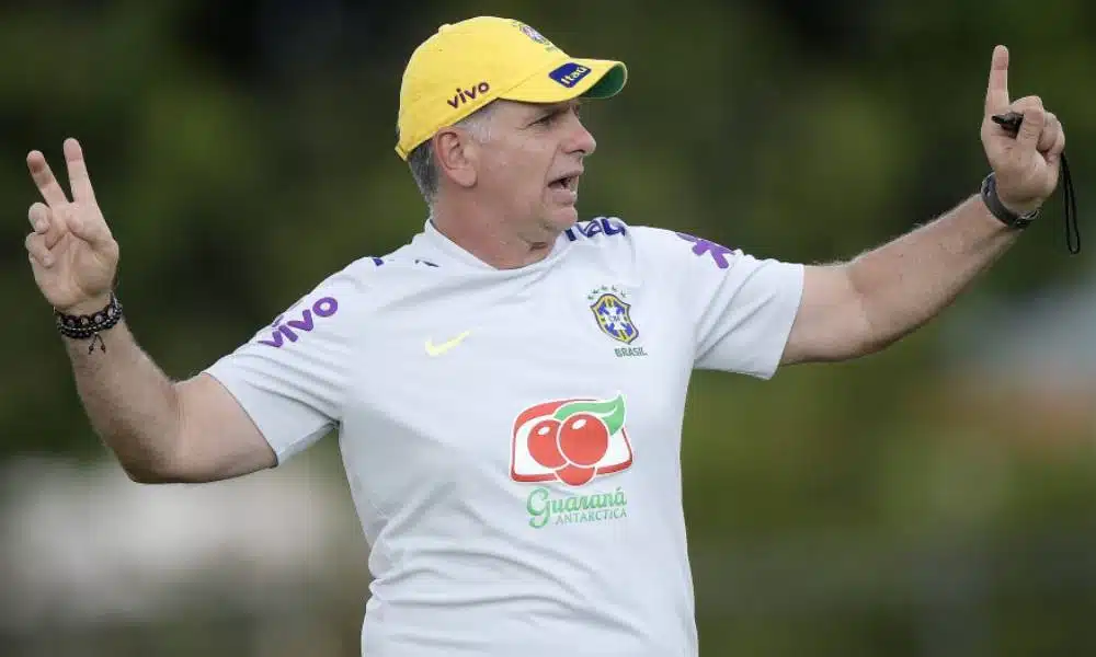 Guilherme Dalla Déa comanda treinos da sub-17 na Granja COmary