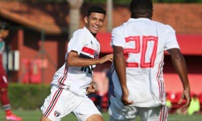 Após sete jogos na última quarta-feira (10), três jogos completaram a primeira rodada do Campeonato Brasileiro sub-17 nesta quinta (11).