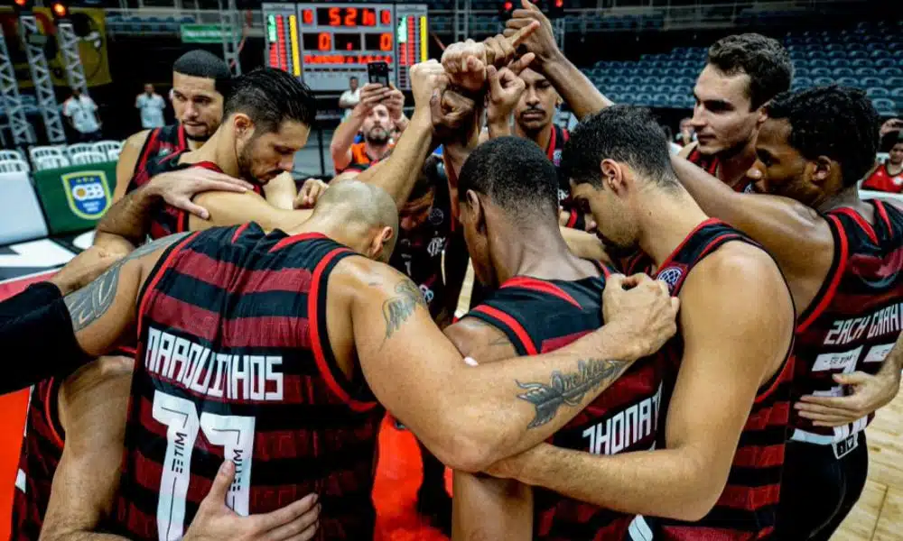 Flamengo consegue reação incrível no último quarto e chega à final da Champions Americas (Foto: Marcelo Cortes/CRF)