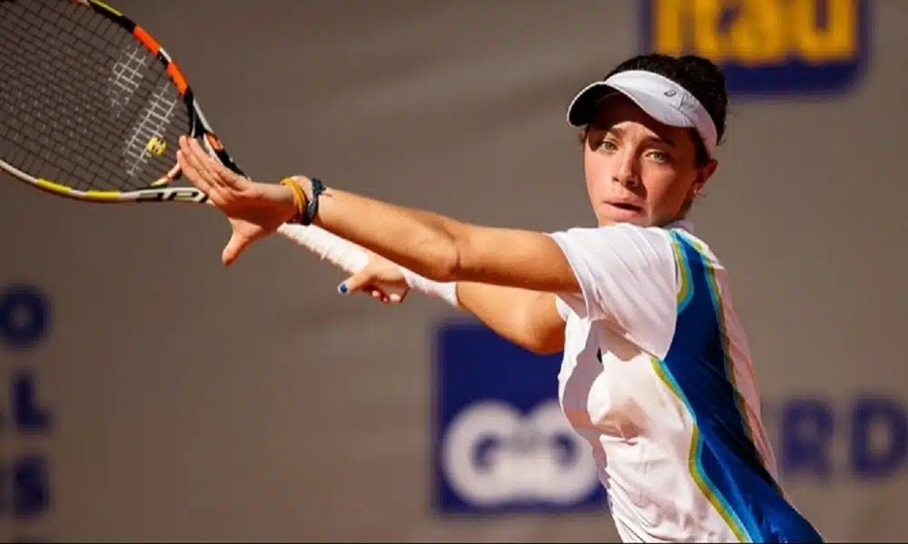 Thaisa Pedretti é a única a avançar no torneio de simples. Todas as duplas formadas apenas por brasileiras estão eliminadas