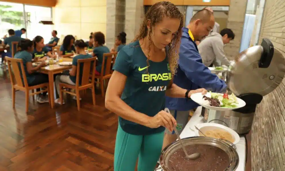 Alimentação dos atletas em quarentena é destaque do COB