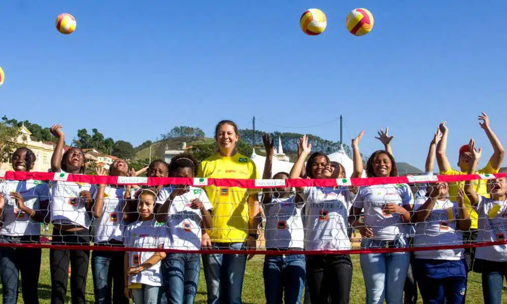 Ana Moser lança campanha _Uma Rede contra o Vírus_ no Instituto de Esporte & Educação (IEE) solidariedade