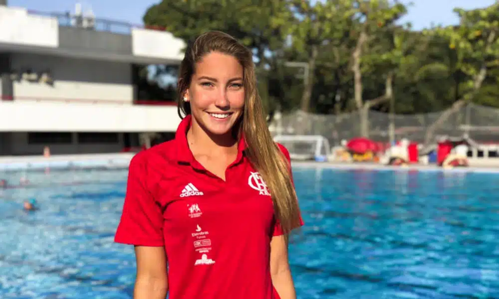 Laura Miccuci - atleta nado artístico