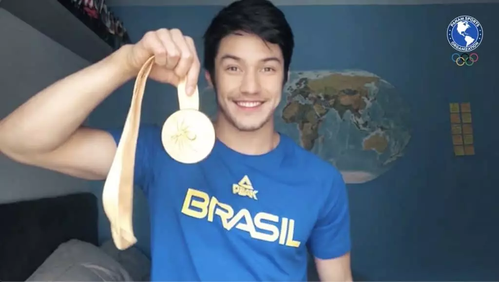 Arthur Nory grava vídeo Panam Sports em homenagem profissionais de saúde