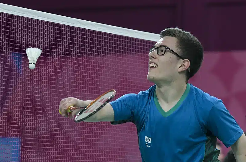 Vitor Tavares, do parabadminton mira os Jogos Paralímpicos e o topo do mundo