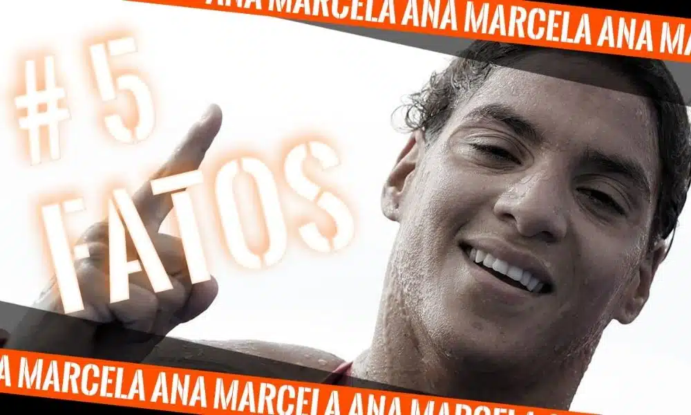 Ana Marcela Cunha, da maratona acquatica, comemora apos prova | arte Caio Poltronieri