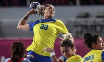 Jaqueline Anastácio troca de time pela champions league de handebol
