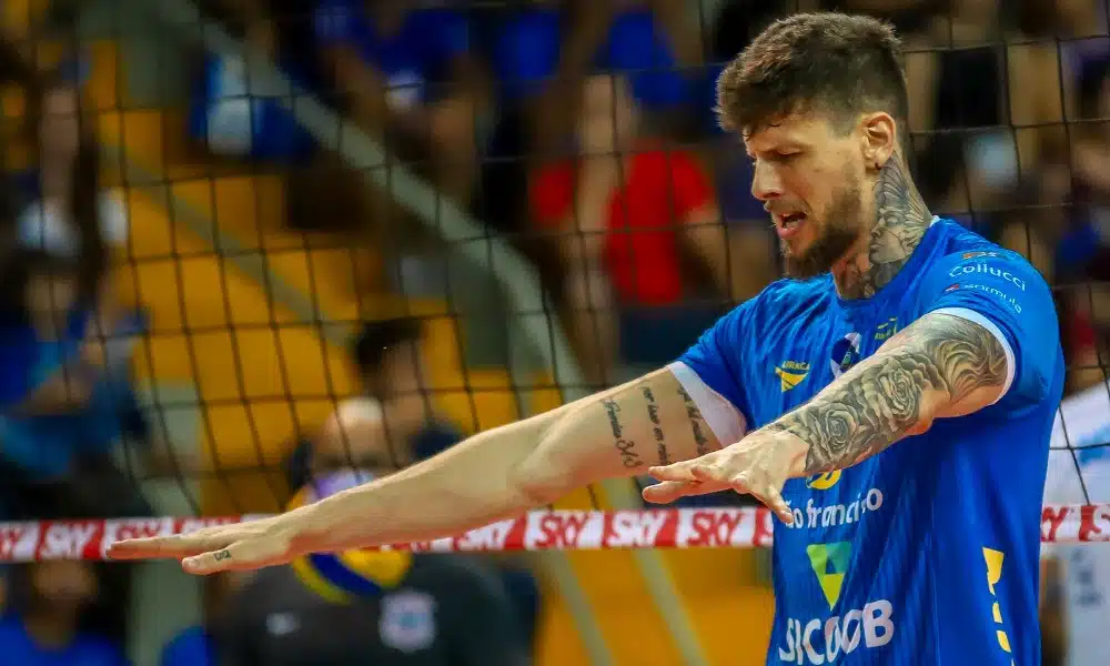 Brasileiro Central Petrus Vôlei Francês