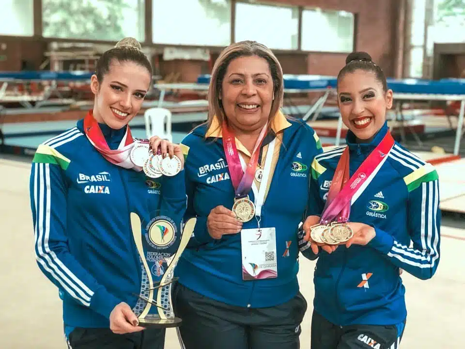 Monika Queiroz, Natália Gáudio e Deborah Medrado