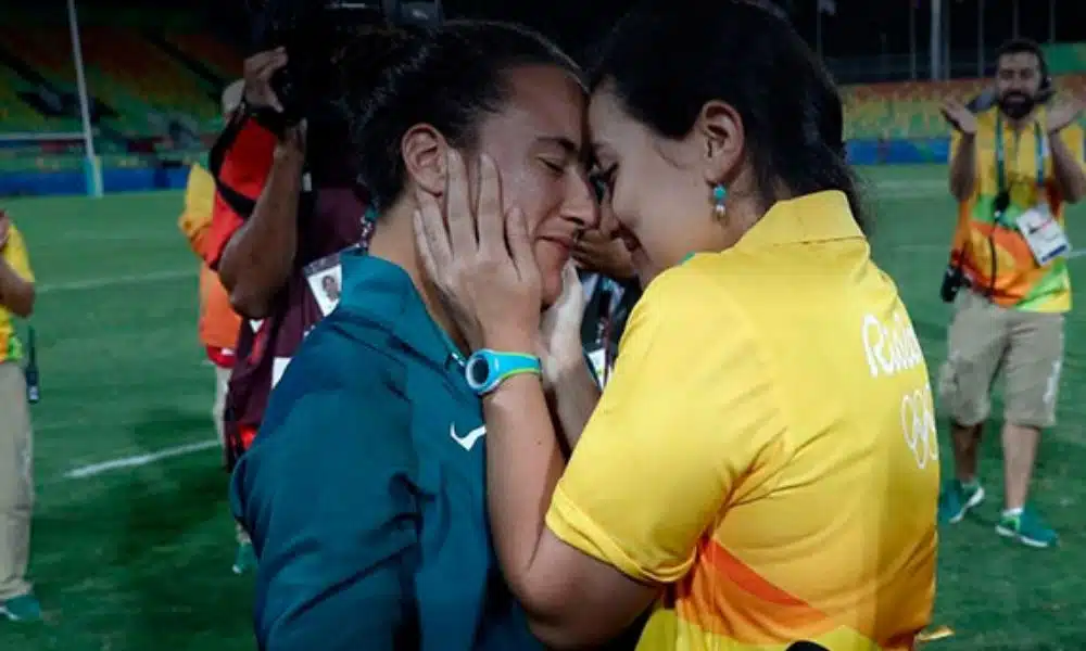 Isadora Cerullo e Marjorie Enya