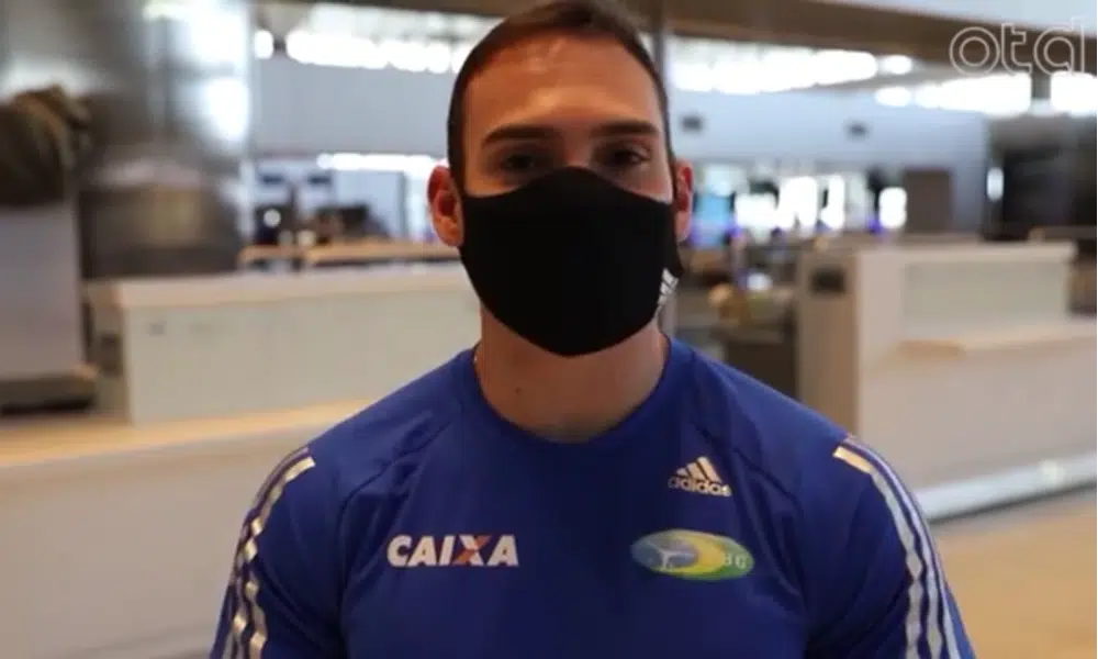 Arthur Zanetti está feliz e aliviado com a chance de voltar aos treinos de alto rendimento. Com a pandemia de coronavírus, o ginasta precisou adaptar suas atividades em sua casa. Campeão olímpico em Londres-2012 e medalha de prata na Rio-2016, ambos nas argolas, o atleta sentiu um clima olímpico antes de embarcar para Portugal, no programa Missão Europa, para um período de treinos visando os Jogos de Tóquio, em 2021.