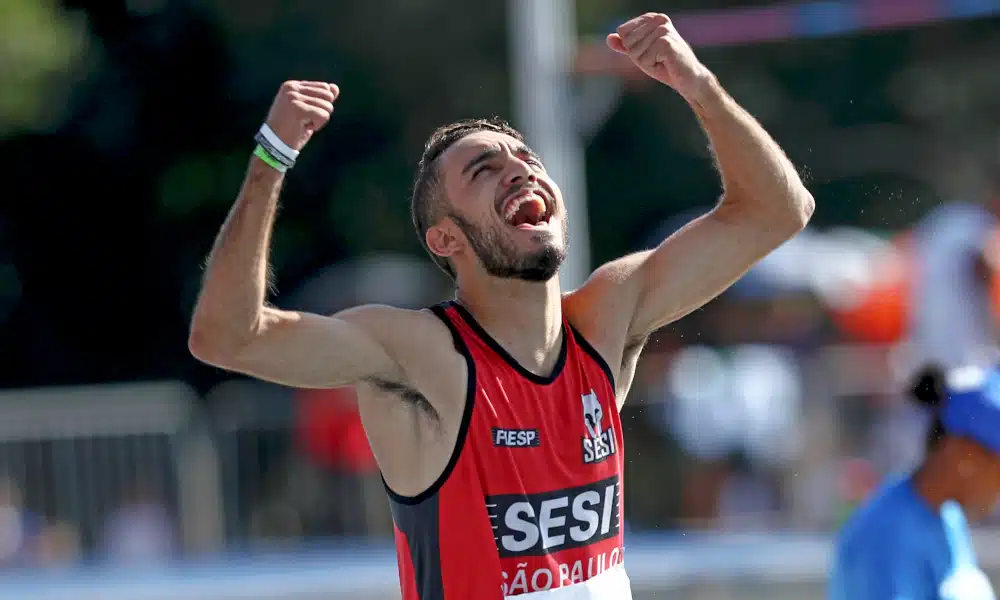Adrian Vieira Atletismo Salto em Distância 110 m com barreiras sub-20