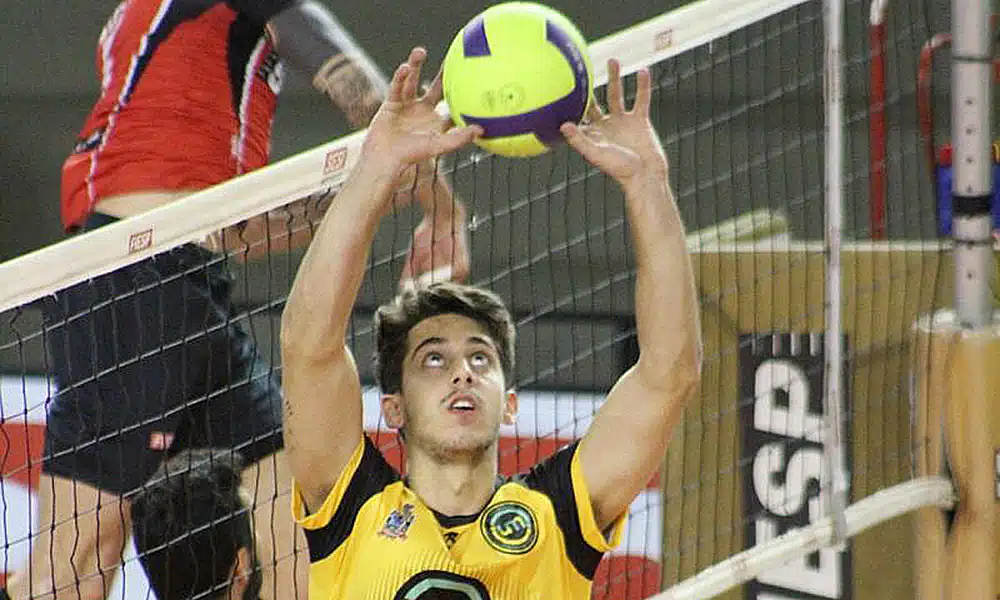 Cristiano levantador Vôlei Renata contratação