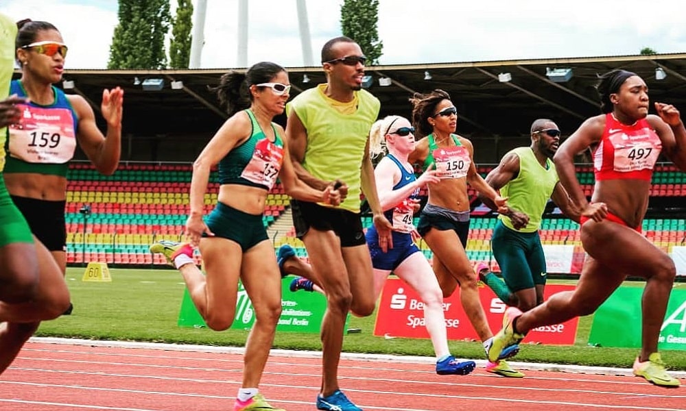 Atletas guia detalham importância e trabalho da função