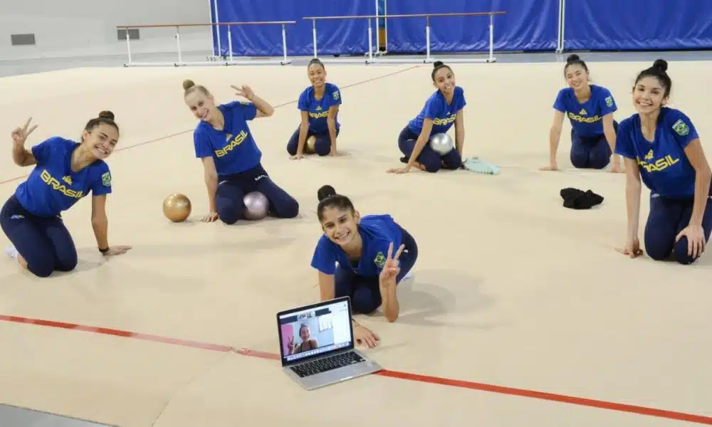 Déborah Medrado - Missão Europa - Seleção Conjunto Ginástica Rítmica