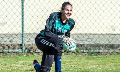 Flamengo promove trio para o time principal
