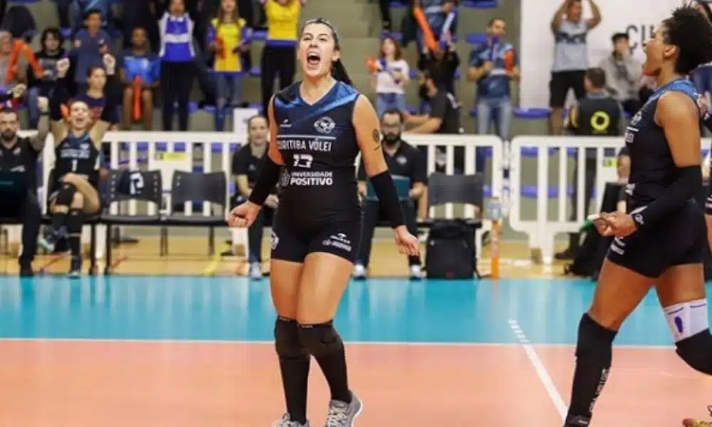 Ju Carrijo acerta com o Brasília vôlei para a temporada 2020/2021