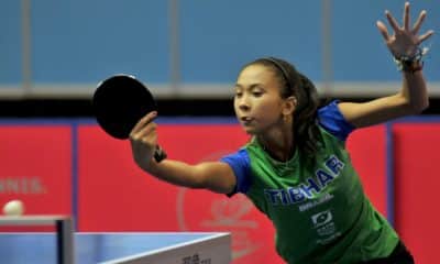 Giulia Takahashi, irmã de Bruna Takahashi, dona de quatro medalhas nos Jogos Pan-Americanos de Lima-2019 e com participação nos Jogos Olímpicos Rio-2016, é uma das maiores esperanças do tênis de mesa do Brasil. Com 15 anos, a atleta chegou à seleção brasileira adulta e está na Missão Europa, programa elaborado pelo COB (Comitê Olímpico do Brasil), treinando com as compatriotas e também com as atletas juvenis de Portugal