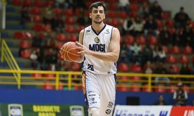 Luís Gruber renovo com Mogi Basquete