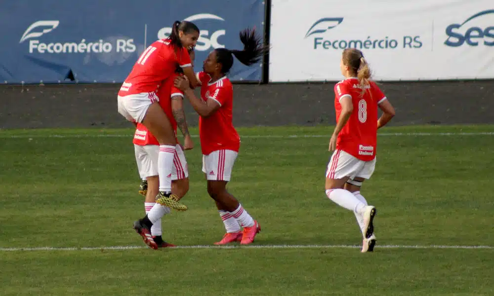 Grêmio x Internacional - Brasileiro feminino de futebol