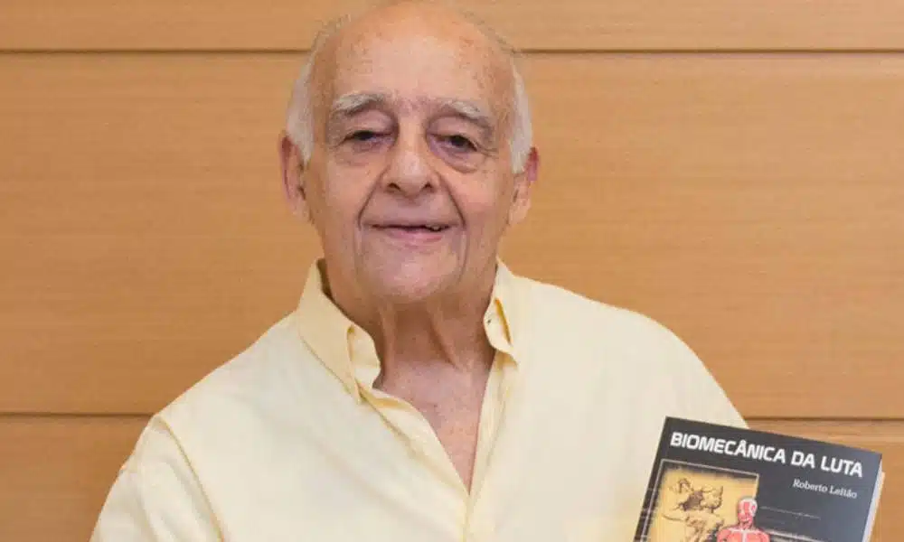 MEstre ROberto Leitão Cidade das Artes Marciais wrestling