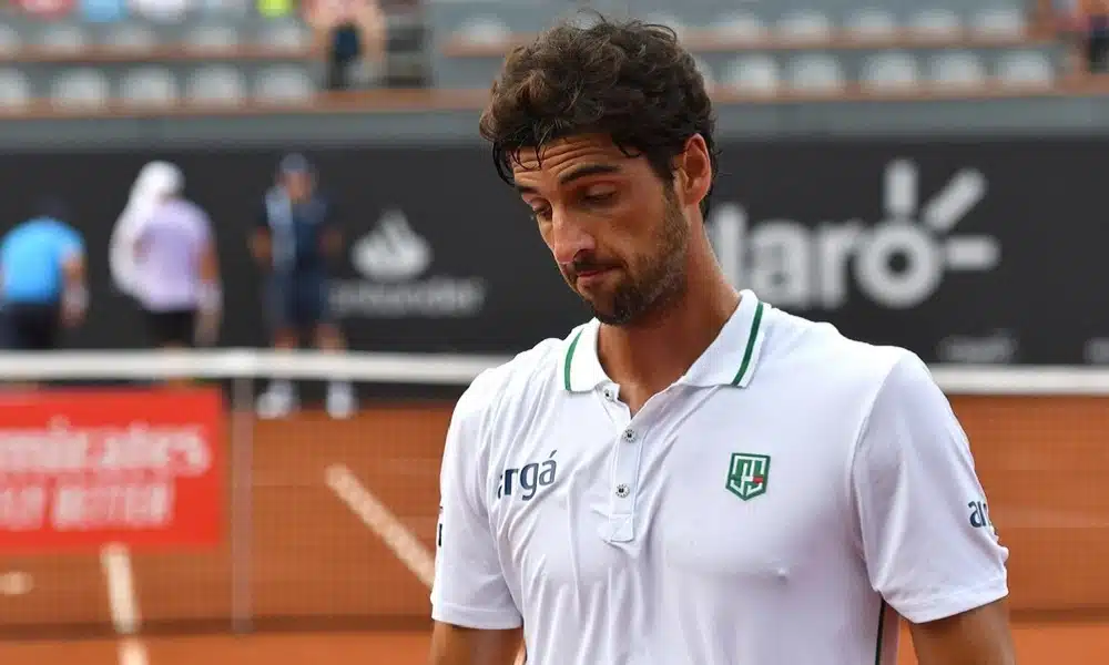 Thomaz Bellucci volta ao circuito com derrota na Suíça