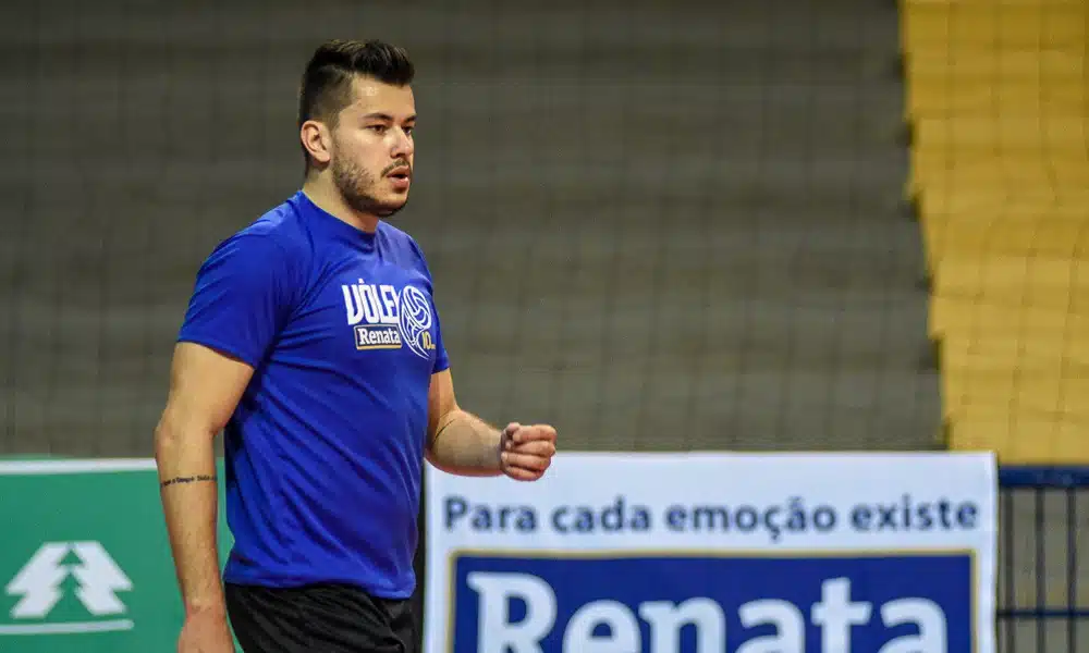 O ponteiro Renan Bonora é de Campinas e jogará no Vôlei Renata