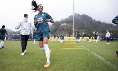 A zagueira Bruna Benites, do Internacional, é a atleta mais experiente do plantel brasileiro
