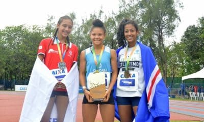 Ana Júlia Batista no pódio do Brasileiro Sub-16