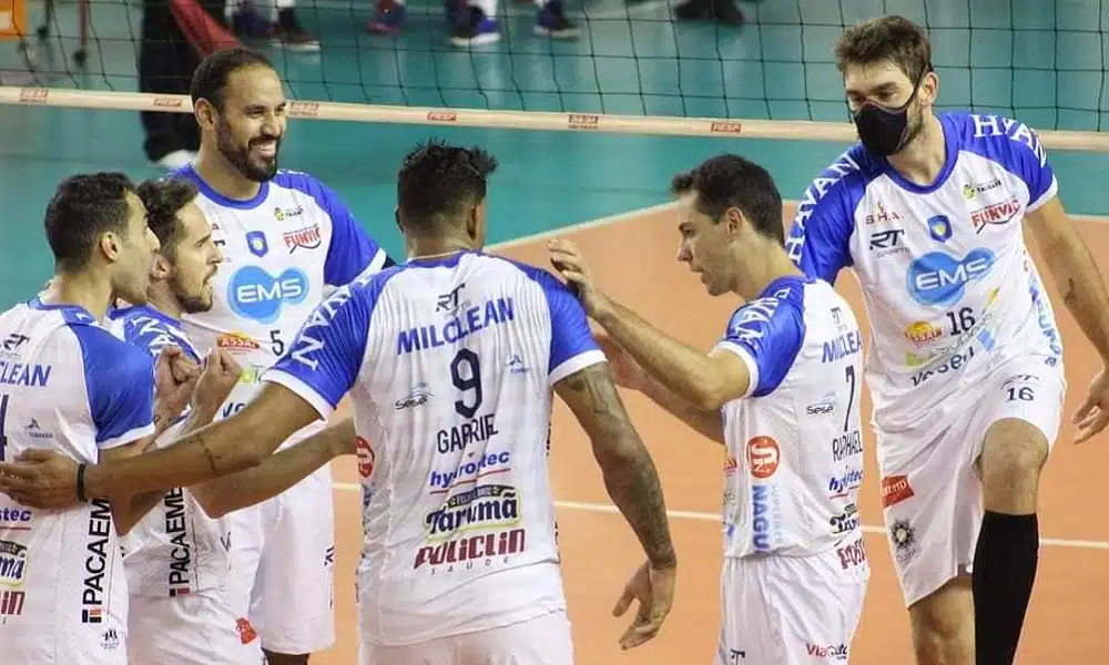 Taubaté avança sem ceder um set sequer nesta primeira fase