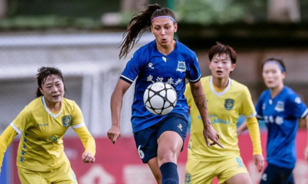Bia Zaneratto Wuhan Liga Chinesa Millene Fernandes