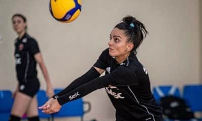 Natinha Flamengo/Sesc rompe o ligamento cruzado do joelho