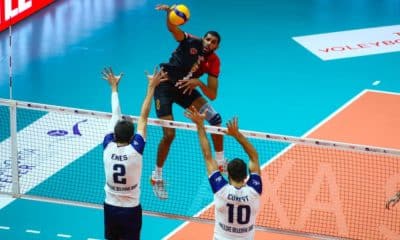 A 12ª rodada da Liga Turca masculina de vôlei foi positiva para os brasileiros. Seis jogadores representaram o Brasil em solo turco nesta quarta-feira (28) e todos saíram de quadra vitoriosos. Wallace, Thiago Gelinski e Leozinho ganharam pelo Spor Toto e Alisson Melo, Hugo Hamacher e João Paulo Bravo ganharam, respectivamente, por Bursa, Altekma e Arkas.