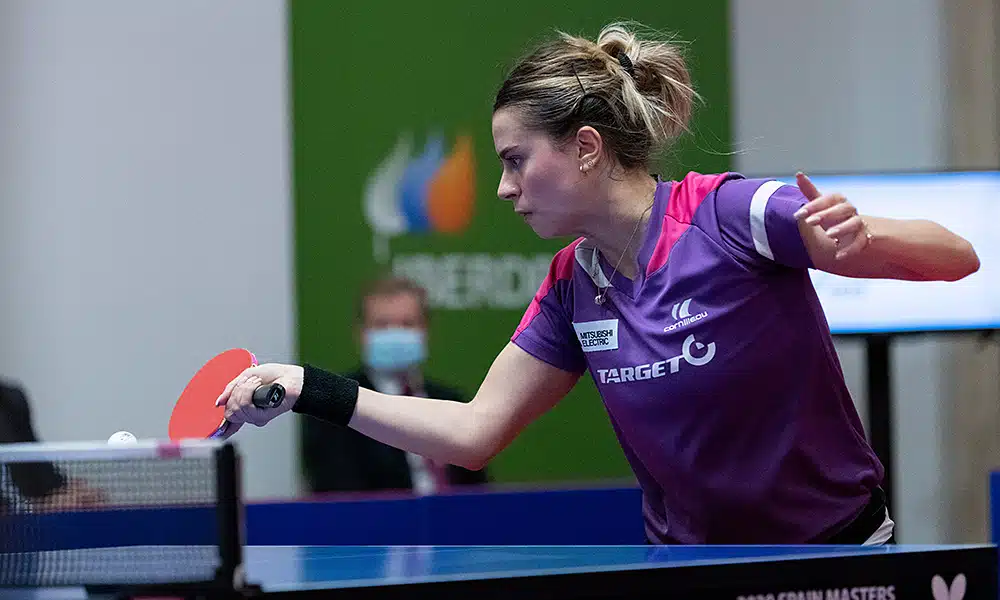 Bruna Takahashi final campeã Masters da Espanha tênis de mesa