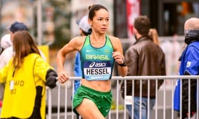 Andreia_hessel_maratona