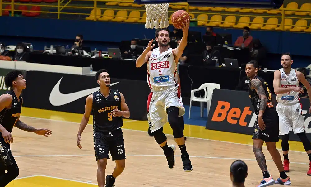 Franca vence Mogi e engata terceiro triunfo consecutivo no NBB