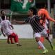 A rede balançou bastante nesta tarde de domingo (1) no Campeonato Brasileiro Sub-20. Foram sete partidas com 23 gols marcados. E a nona rodada da competição teve troca na liderança, já que o Corinthians, que estava em primeiro, foi derrotado pelo Vitória, fora de casa, por 2 a 1, e o Fluminense, que era o segundo, assumiu o topo da tabela ao superar o Internacional, como mandante, 1 a 0