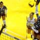 O Fluminense recebe o Sesi Vôlei Bauru nesta segunda-feira (16), às 21h30, no ginásio das Laranjeiras, no Rio de Janeiro, pela terceira rodada do primeiro turno da Superliga feminina 2020/21, em jogo fechado ao público. As duas equipes passam por momentos diferentes na competição, já que o Tricolor foi derrotado nas duas partidas que disputou e o time comandado pelo técnico Rubinho ganhou seus dois compromissos. Veja o ao vivo pelo OTD