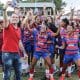 Os oito melhores times do Campeonato Brasileiro Feminino da A-2 já estão definidos. Neste fim de semana, Fortaleza, Bahia, Real Brasília, Tiradentes, Juventus, Napoli-SC, Botafogo e Ceará superaram seus adversários e se garantiram nas quartas de final da competição. Os confrontos que decidem as quatro equipes que subirão para a elite do futebol nacional começam no próximo domingo (6)