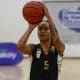 A ala Rapha Monteiro e suas companheiras do Quinta dos Lombos estão na liderança da Liga Skoiy, o Campeonato Português de basquete feminino. Em jogo isolado nesta sexta-feira (27), o time da jogadora da seleção brasileira derrotou o Guifões, como mandante, por 75 a 53, no Pavilhão Desportivo dos Lombos