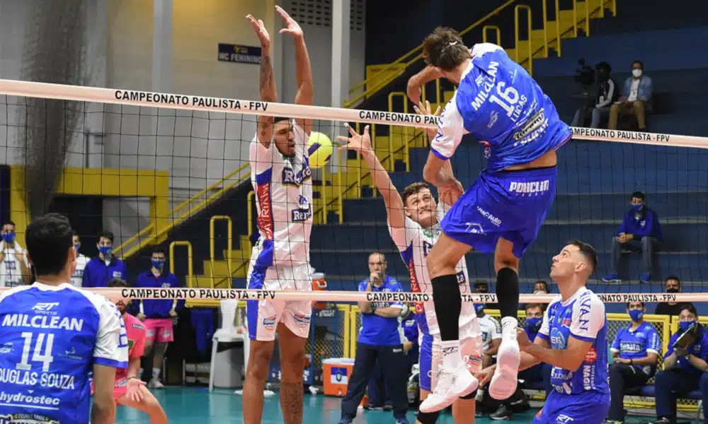 Vôlei Renata e EMS Taubaté Funvic jogam pela liderança da Superliga masculina 2020/21 no domingo (29), às 21h30. O confronto pela sétima rodada da competição será em Campinas, no ginásio Taquaral, e colocará frente a frente dois técnicos argentinos, já que o time comandado por Javier Weber, que é o líder com 18 pontos e único ainda invicto, visita a equipe dirigida por Horácio Dileo, vice-líder, com 15. Acompanhe ao vivo no OTD