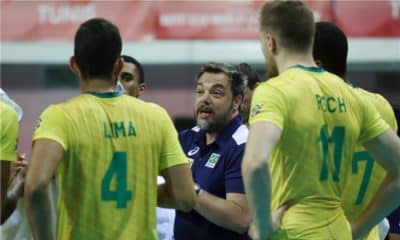 O Montes Claros América é o primeiro clube a trocar de comando na Superliga 2020/21. Após as derrotas nos três jogos que disputou pela competição, o time anunciou a chegada de Fabiano Preturlon Ribeiro, o Magoo, nesta quinta-feira (12). Com a contratação do novo treinador, Issanayê Ramires deixa o cargo e passa a ser auxiliar técnico, permanecendo na equipe.