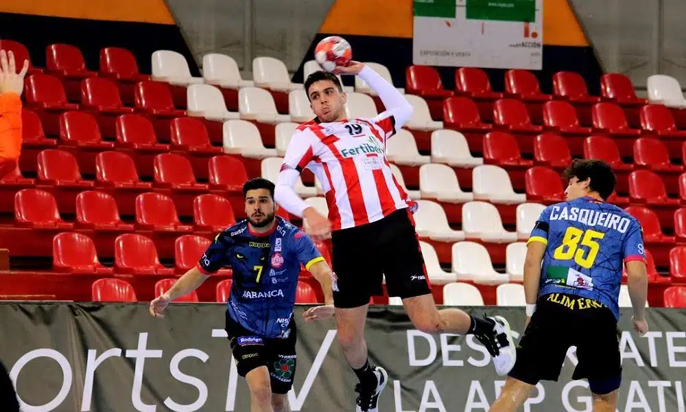Com trio brasileiro, Puerto Sagunto perde mais uma na Espanha Handebol