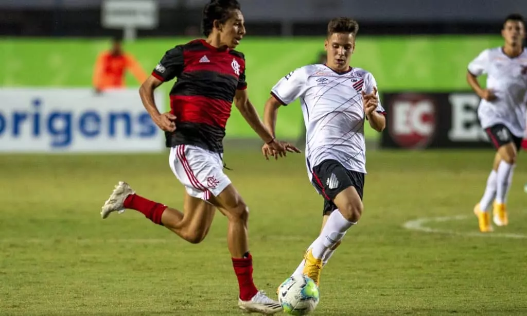 Flamengo x Athletico Campeonato Brasileiro Sub-17 ao vivo futebol masculino base